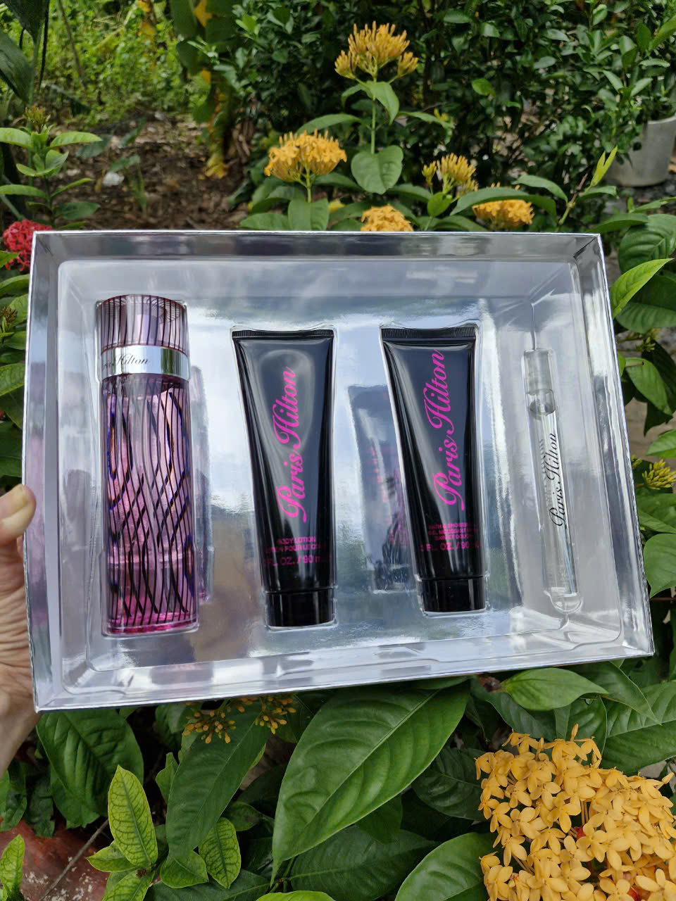 🌺💐🌹Set nước hoa Paris Hilton women 100_4 món